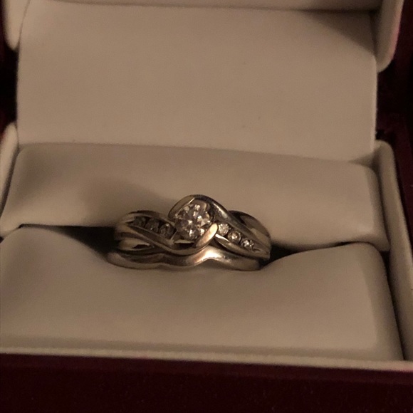 Diamond ring - Picture 13 of 16